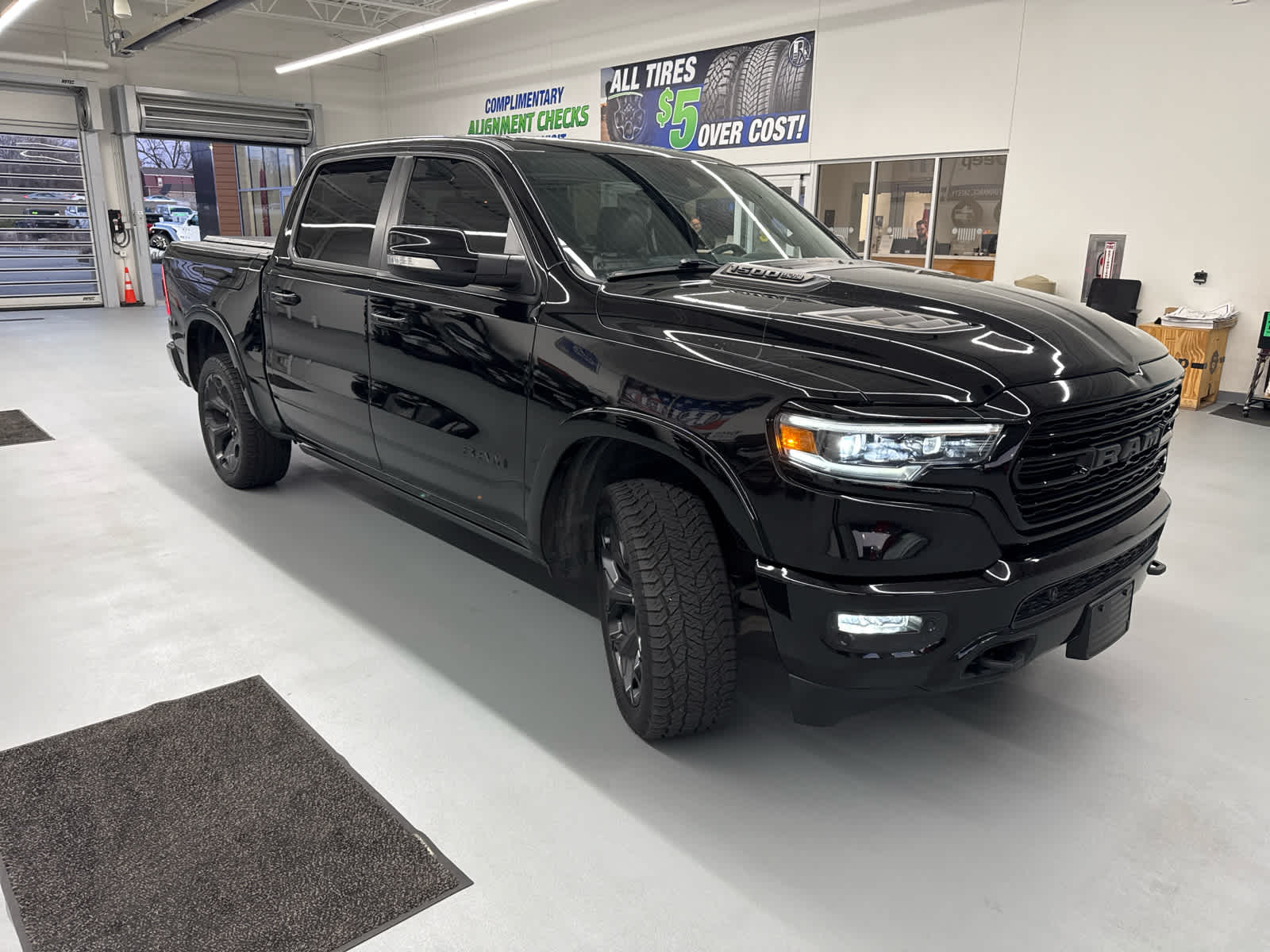 2020 Ram 1500 Limited 4x4 Crew Cab 57 Box 3