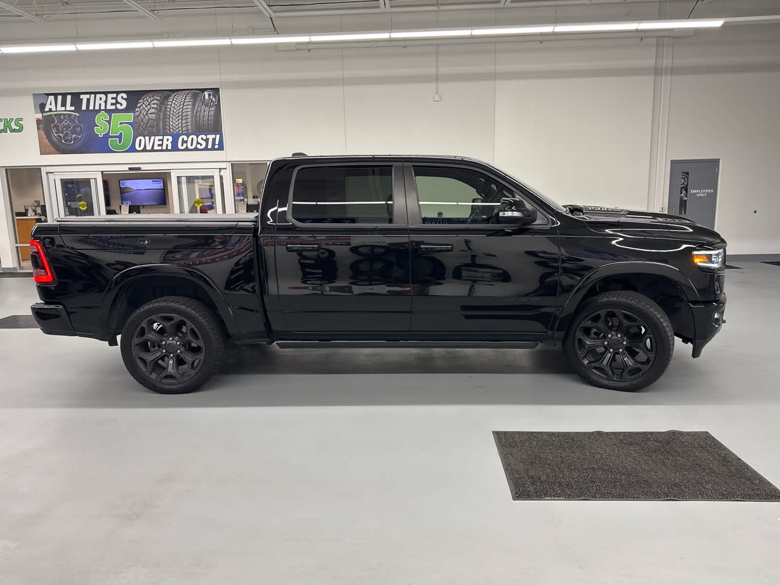 2020 Ram 1500 Limited 4x4 Crew Cab 57 Box 4