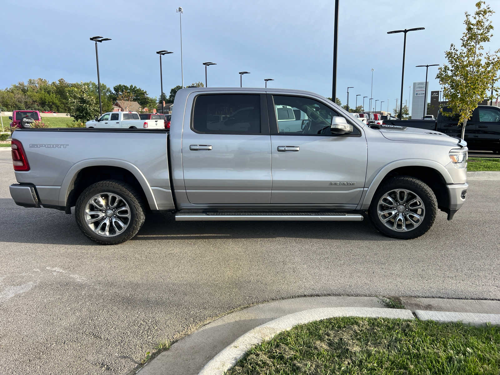 2021 Ram 1500 Laramie 4x4 Crew Cab 57 Box 4