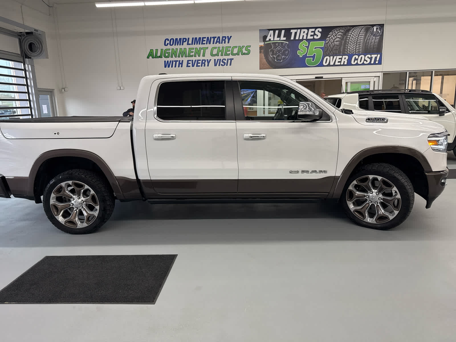 2020 Ram 1500 Longhorn 4x4 Crew Cab 57 Box 6