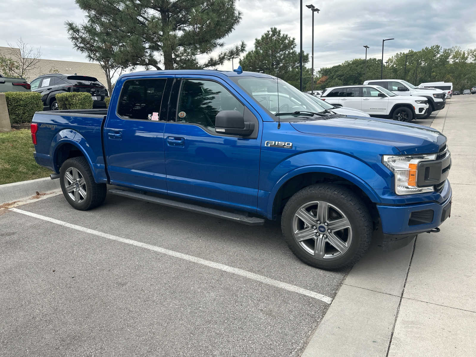 2018 Ford F-150 XLT 4WD SuperCrew 5.5 Box 4