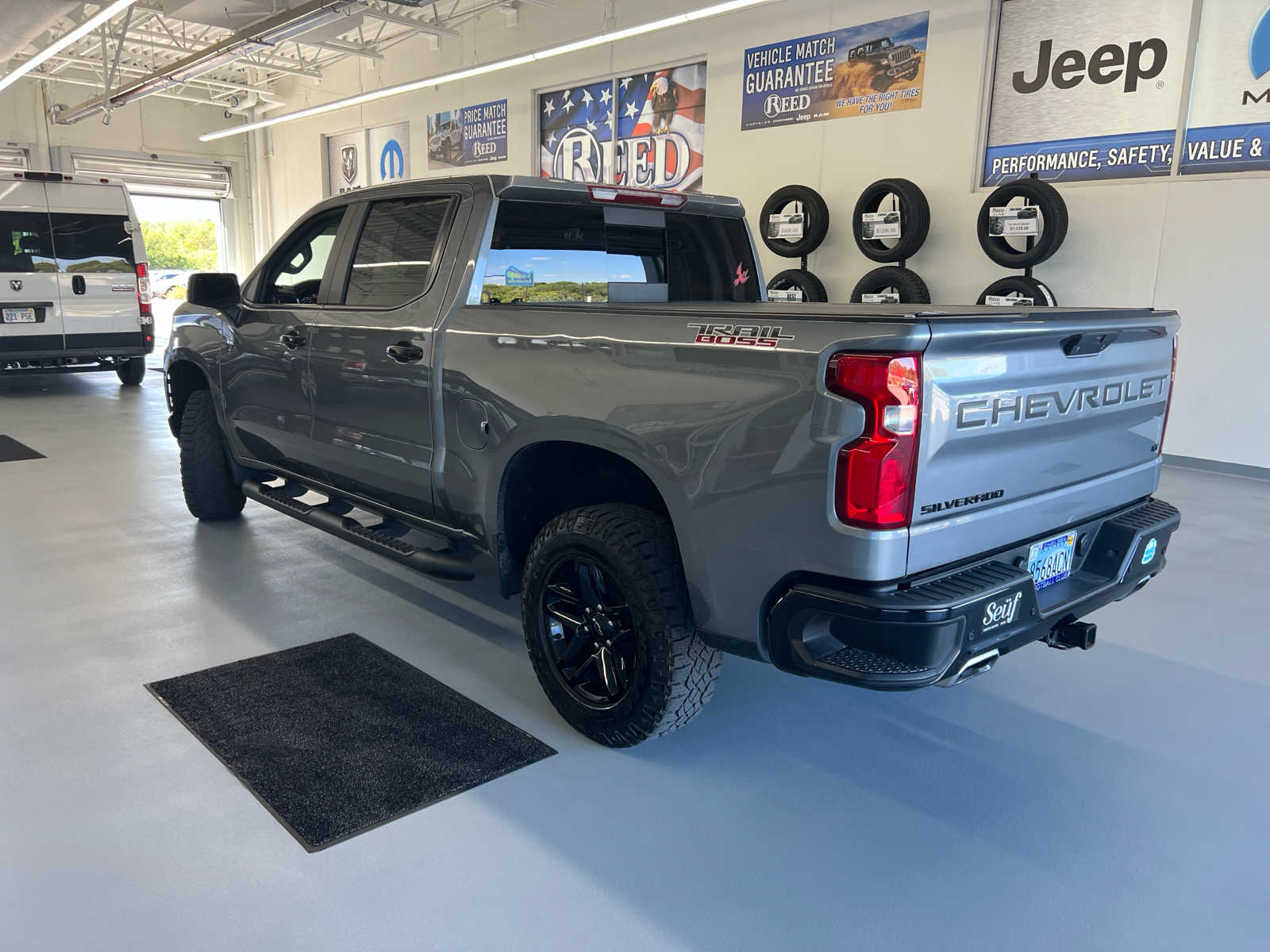 2020 Chevrolet Silverado 1500 LT Trail Boss 4WD Crew Cab 147 6