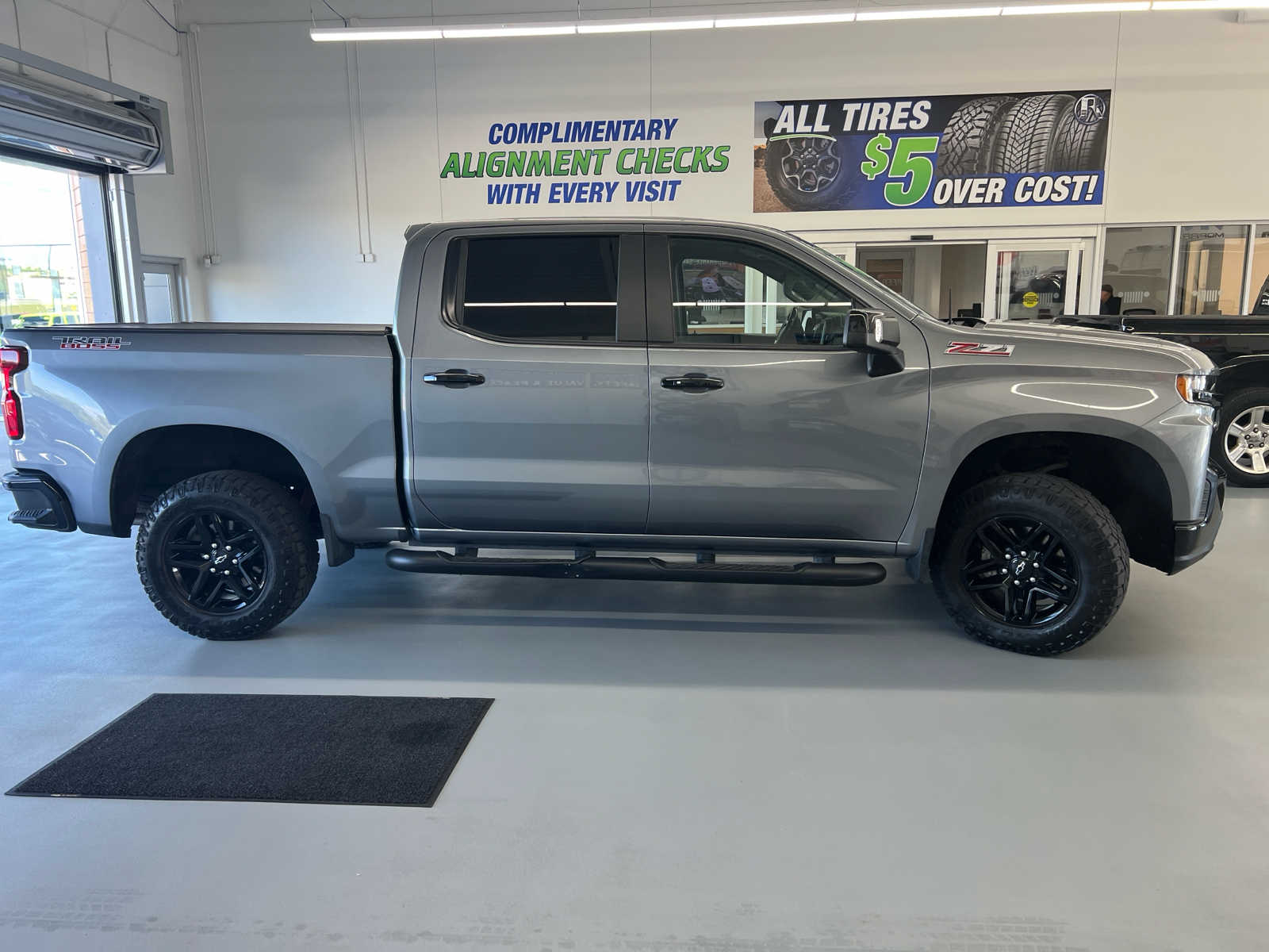 2020 Chevrolet Silverado 1500 LT Trail Boss 4WD Crew Cab 147 4