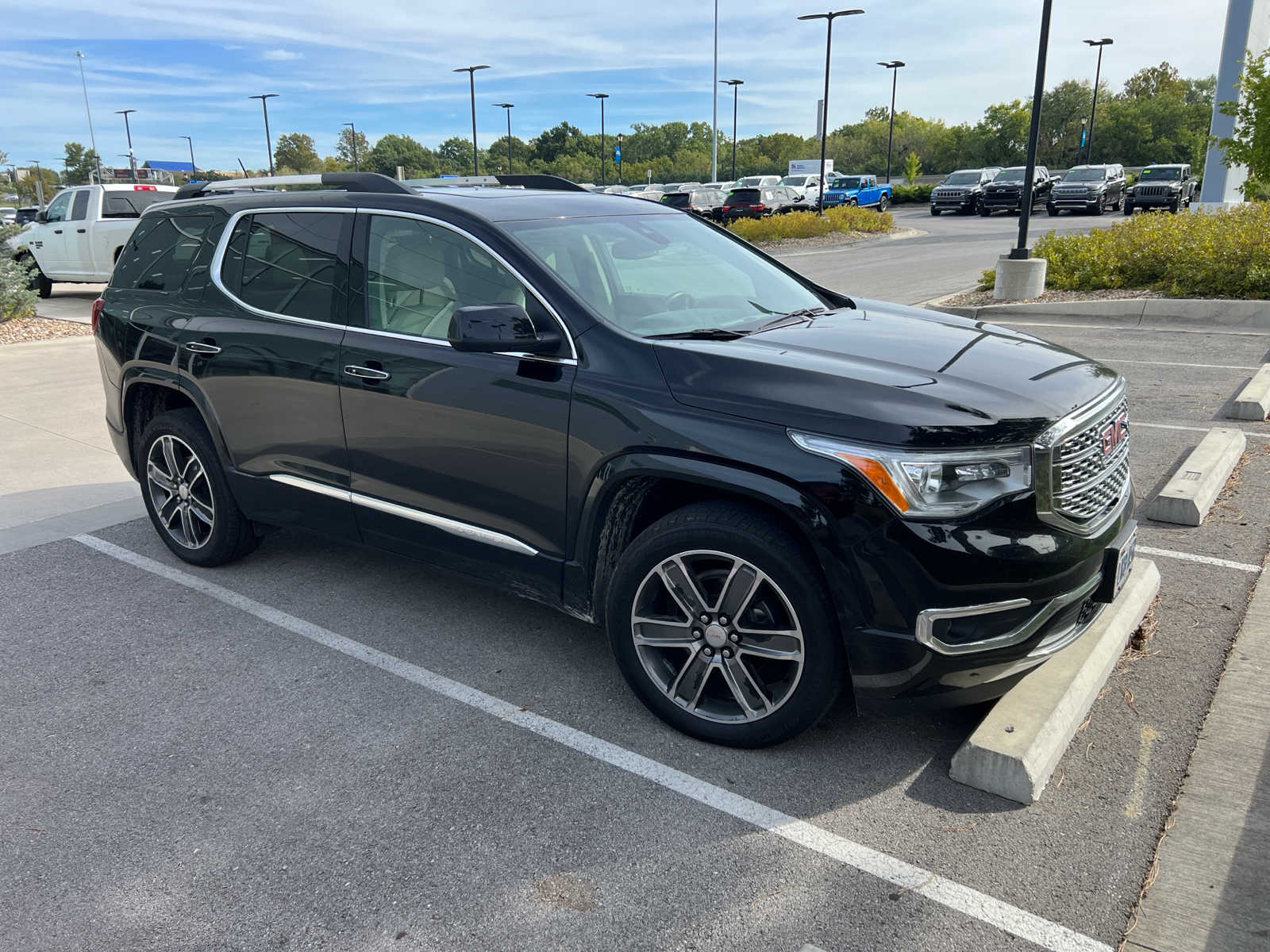 2019 GMC Acadia Denali 2