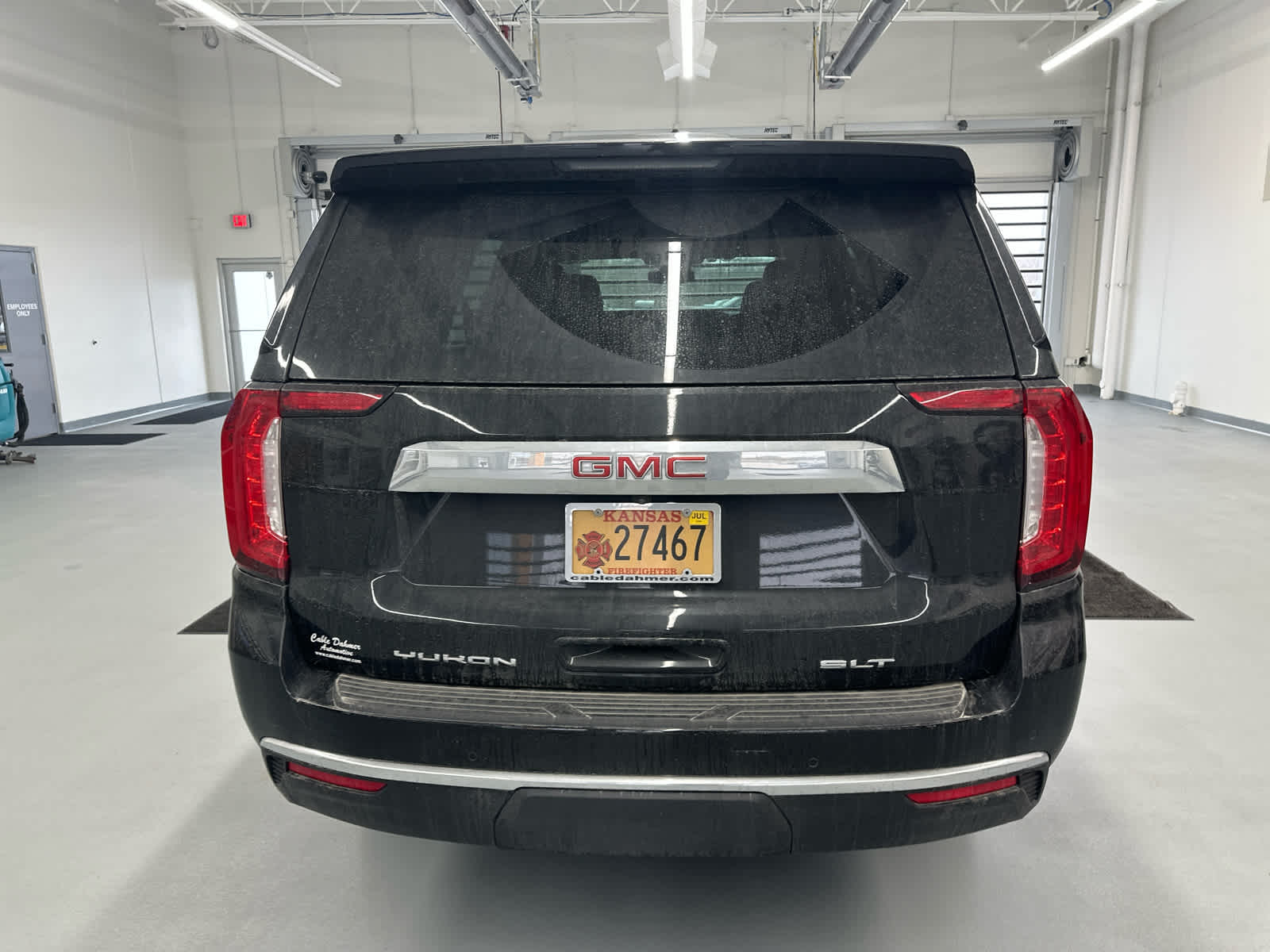 2023 GMC Yukon SLT 7