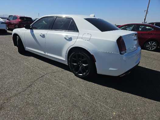 2021 Chrysler 300 Touring 6