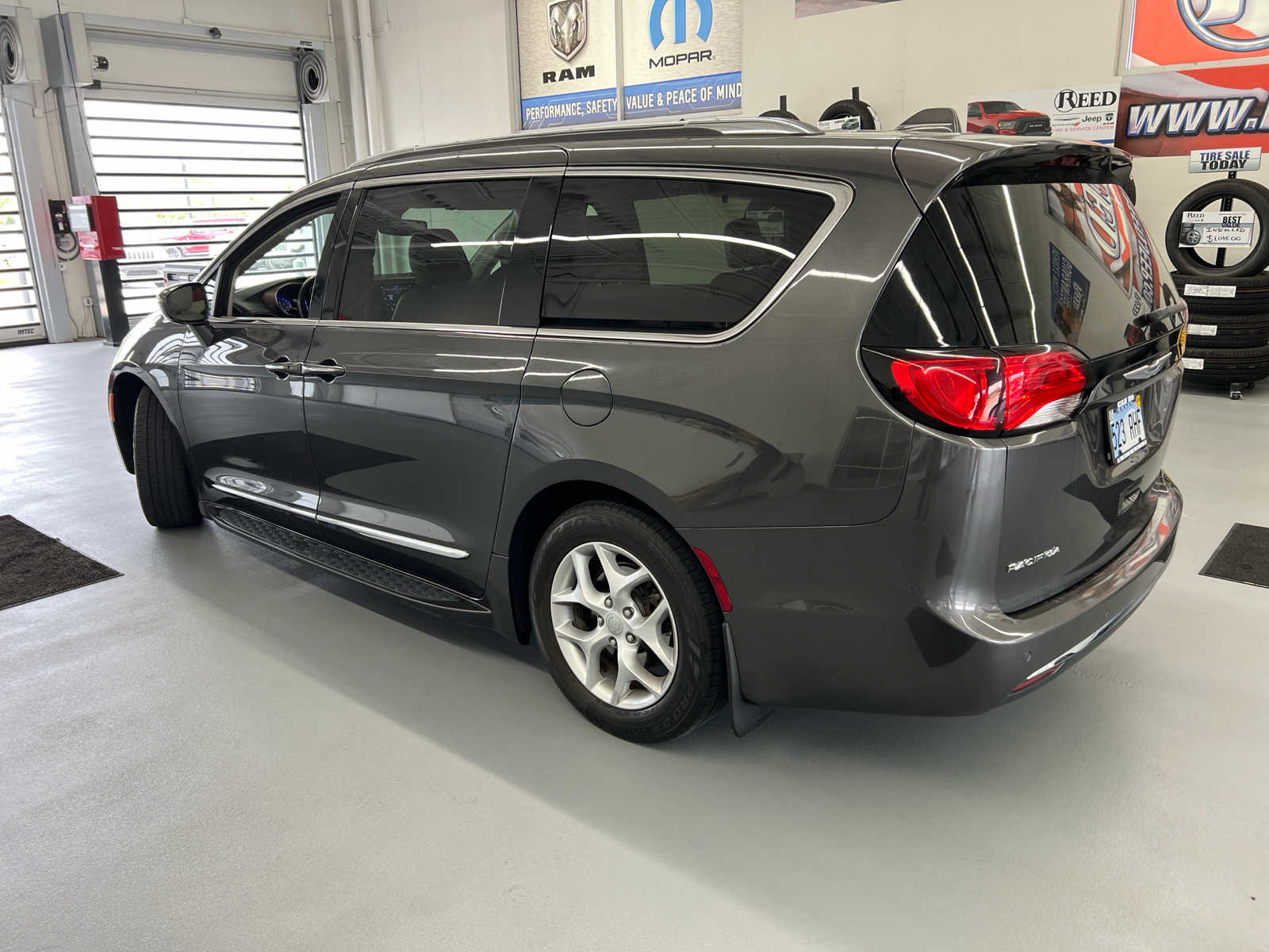 2018 Chrysler Pacifica Touring L 6