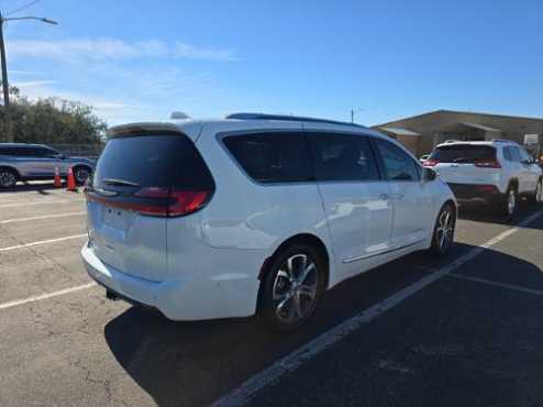 2022 Chrysler Pacifica Pinnacle 4