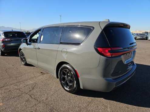 2022 Chrysler Pacifica Hybrid Limited 6