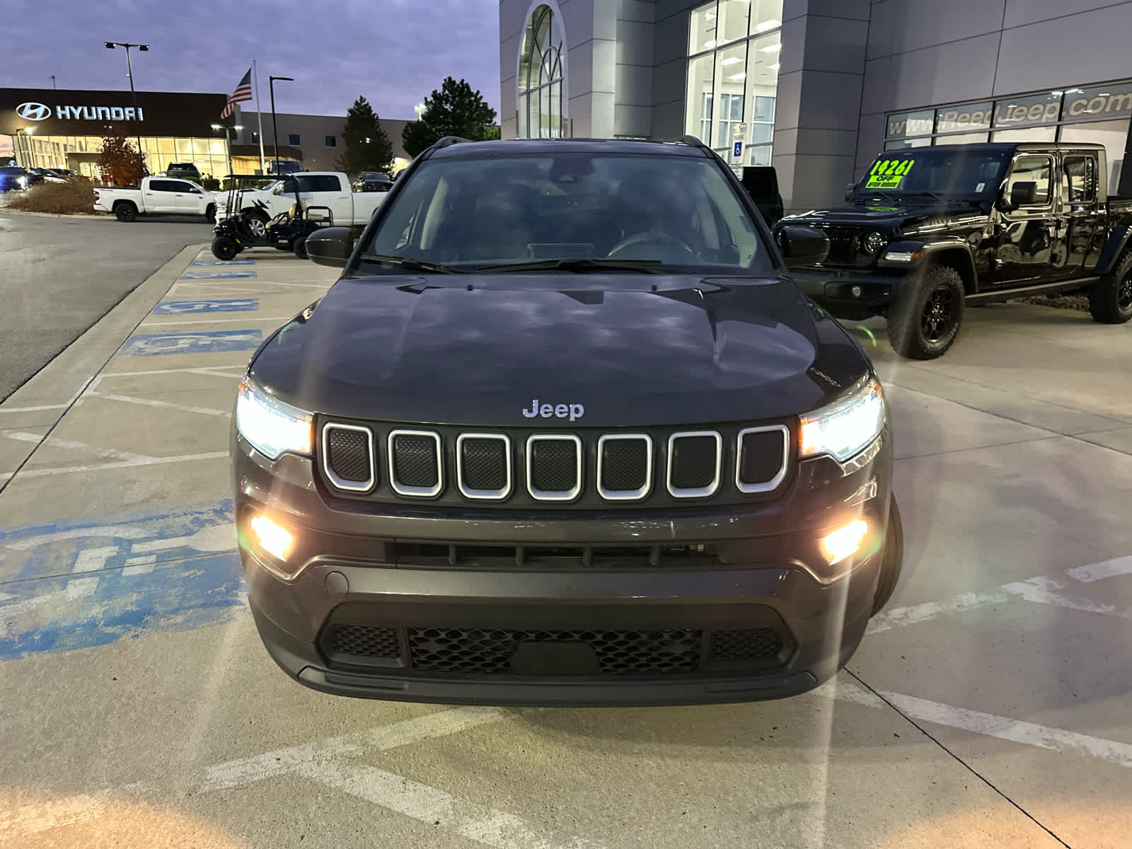 2022 Jeep Compass Latitude 2