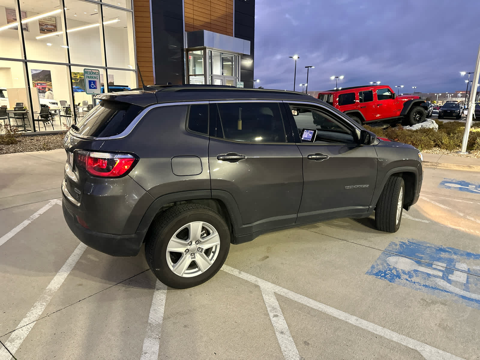 2022 Jeep Compass Latitude 6