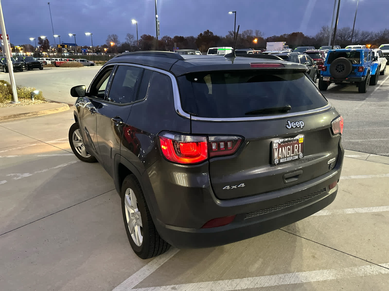 2022 Jeep Compass Latitude 9