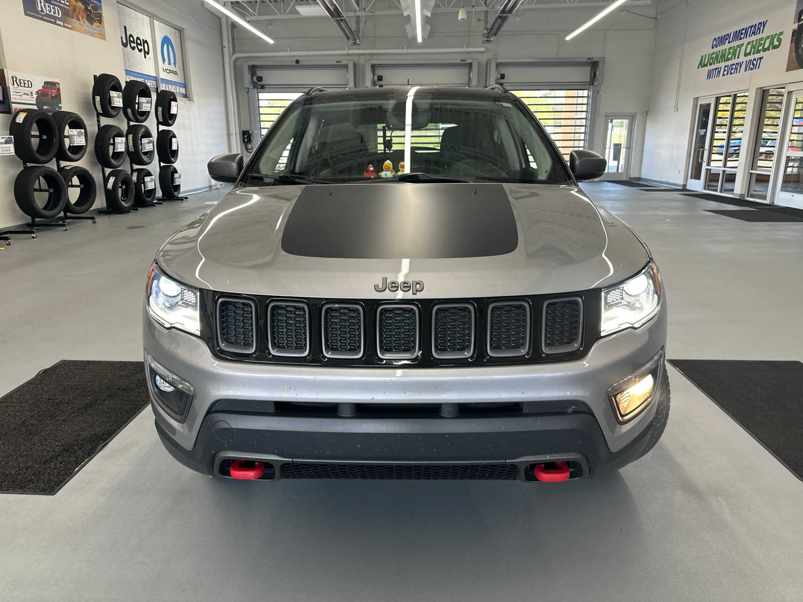 2020 Jeep Compass Trailhawk 2