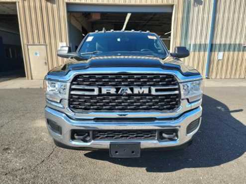 2022 Ram 3500 Tradesman 4x4 Crew Cab 8 Box 2