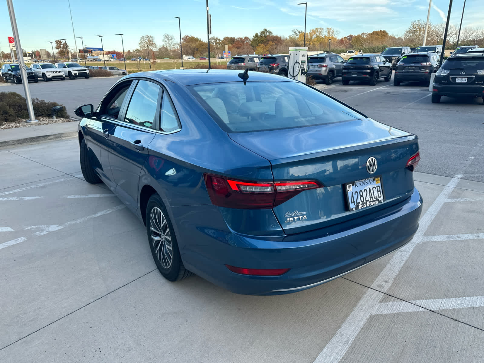 2020 Volkswagen Jetta SE 9