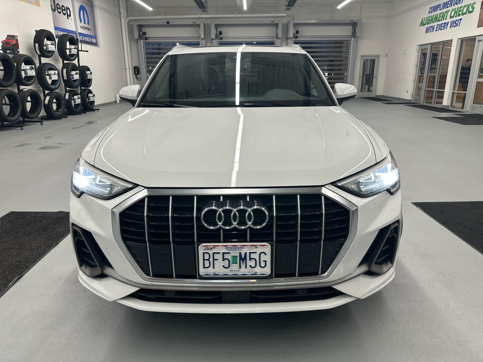 2021 Audi Q3 S line Premium 2