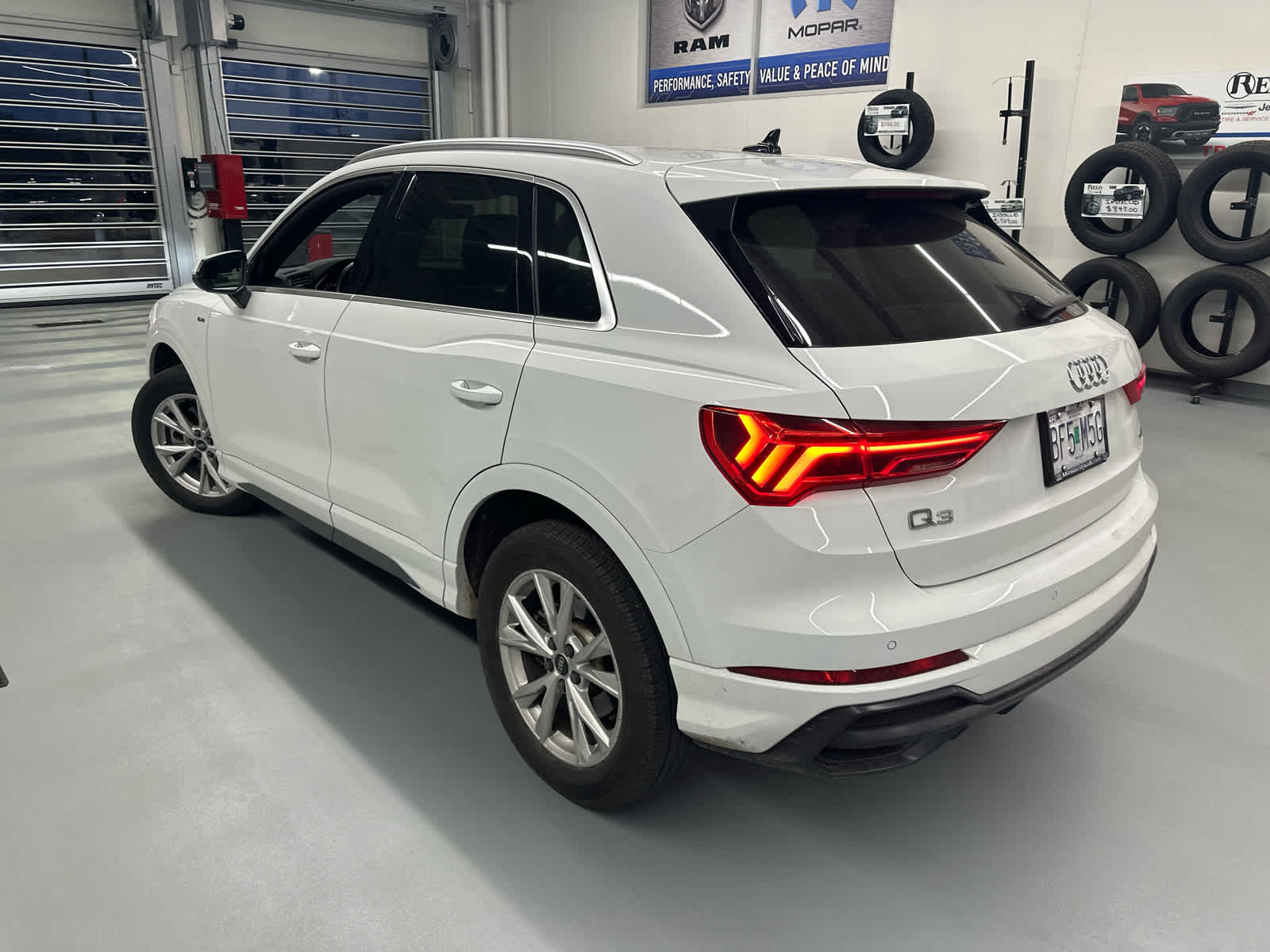 2021 Audi Q3 S line Premium 10