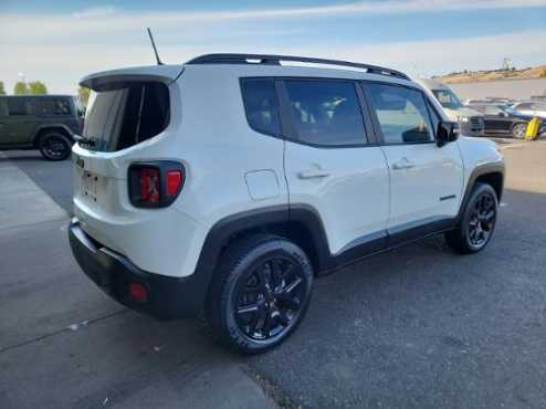 2022 Jeep Renegade Altitude 4