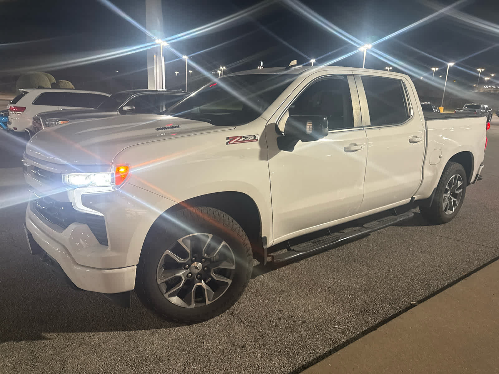 2022 Chevrolet Silverado 1500 RST Crew Cab 4WD