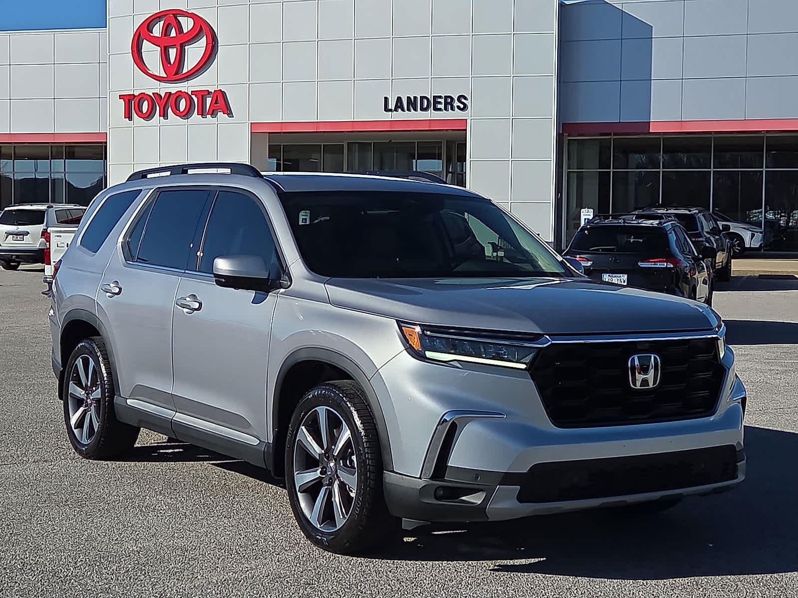 2025 Honda Pilot Elite AWD