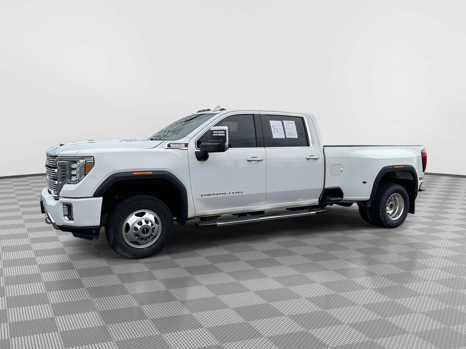 Summit White 2020 GMC Sierra 3500HD Denali Crew Cab 4WD Pickup Truck Four-Wheel Drive Automatic