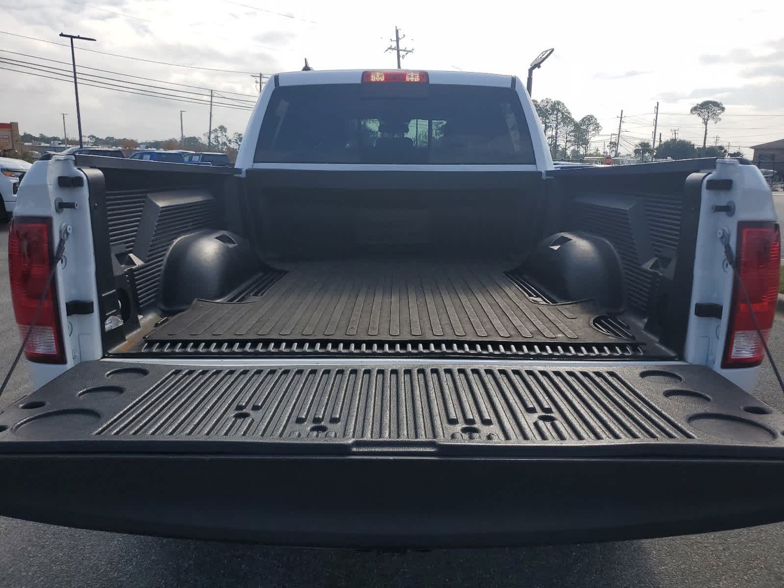 2019 Ram 1500 Classic Big Horn 4x4 Crew Cab 64 Box 5