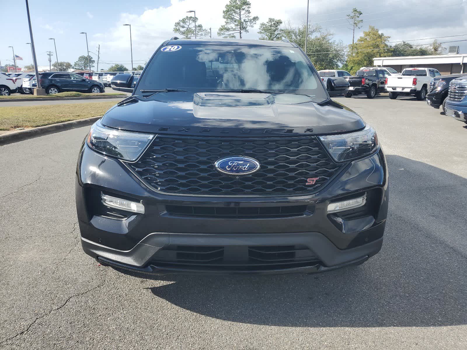 2020 Ford Explorer ST 9