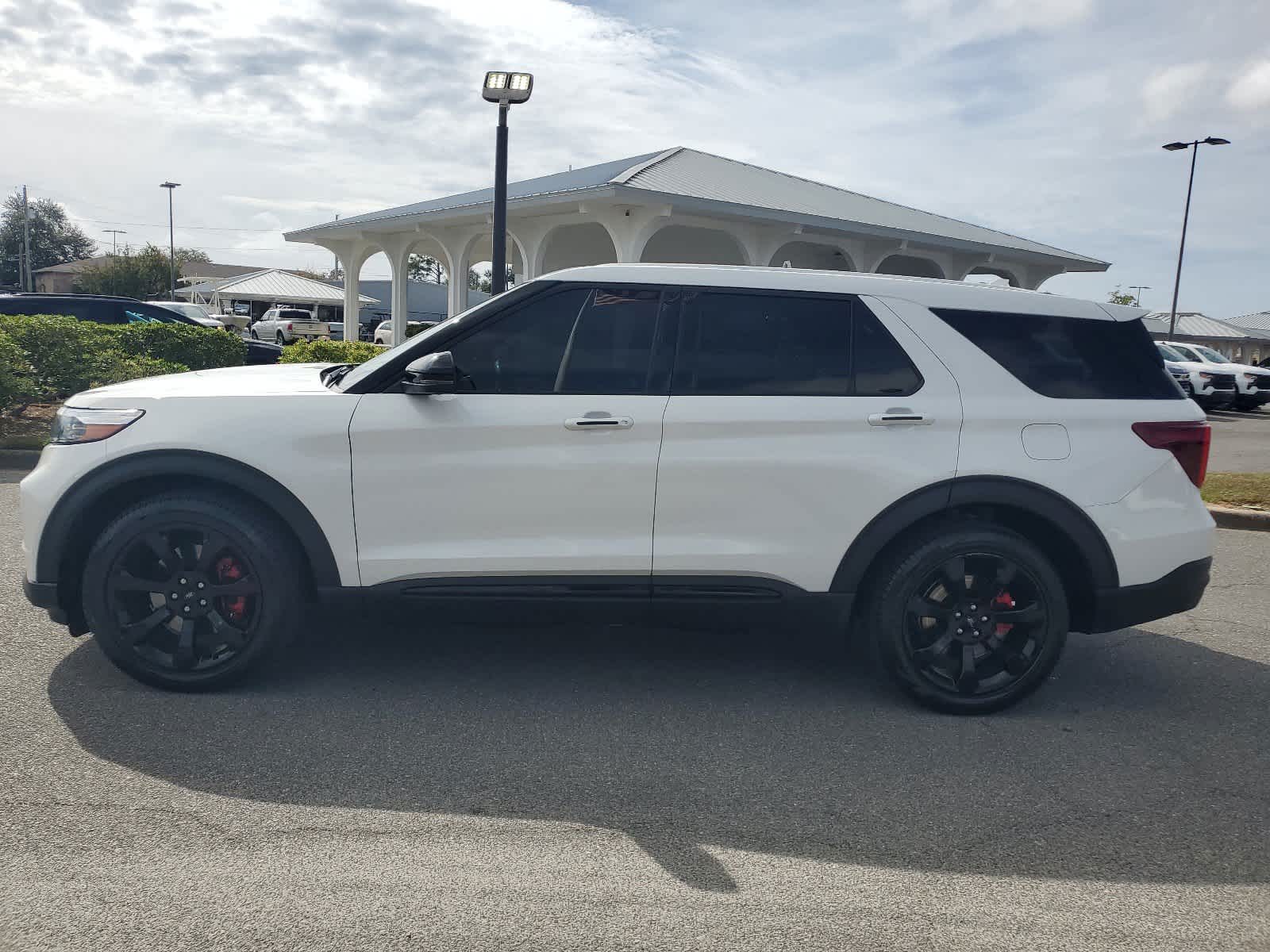 2022 Ford Explorer ST 2