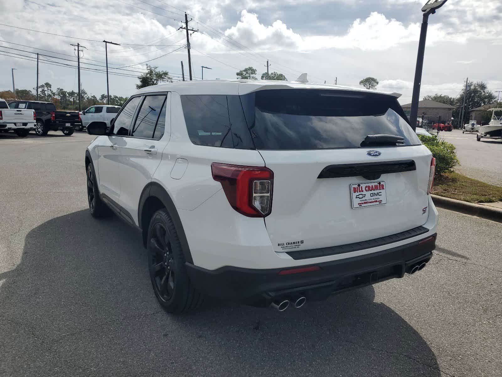 2022 Ford Explorer ST 3