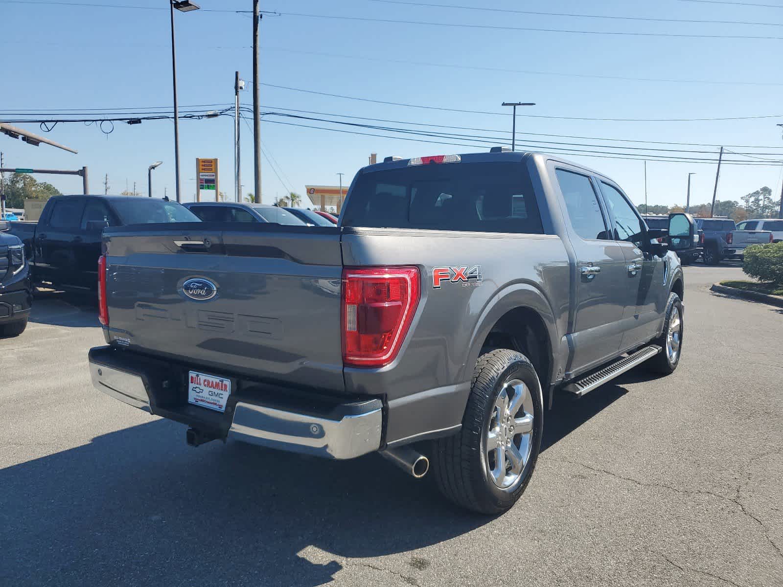 2022 Ford F-150 XLT 4WD SuperCrew 5.5 Box 6