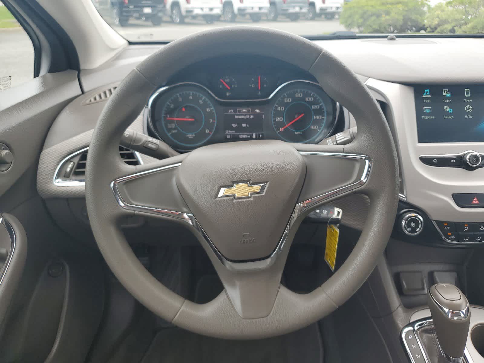 2018 Chevrolet Cruze LS 11