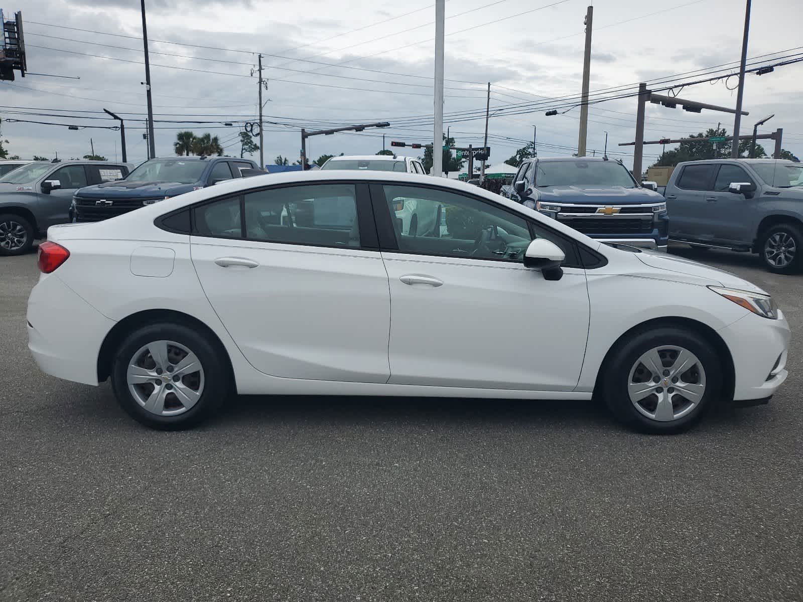 2018 Chevrolet Cruze LS 7