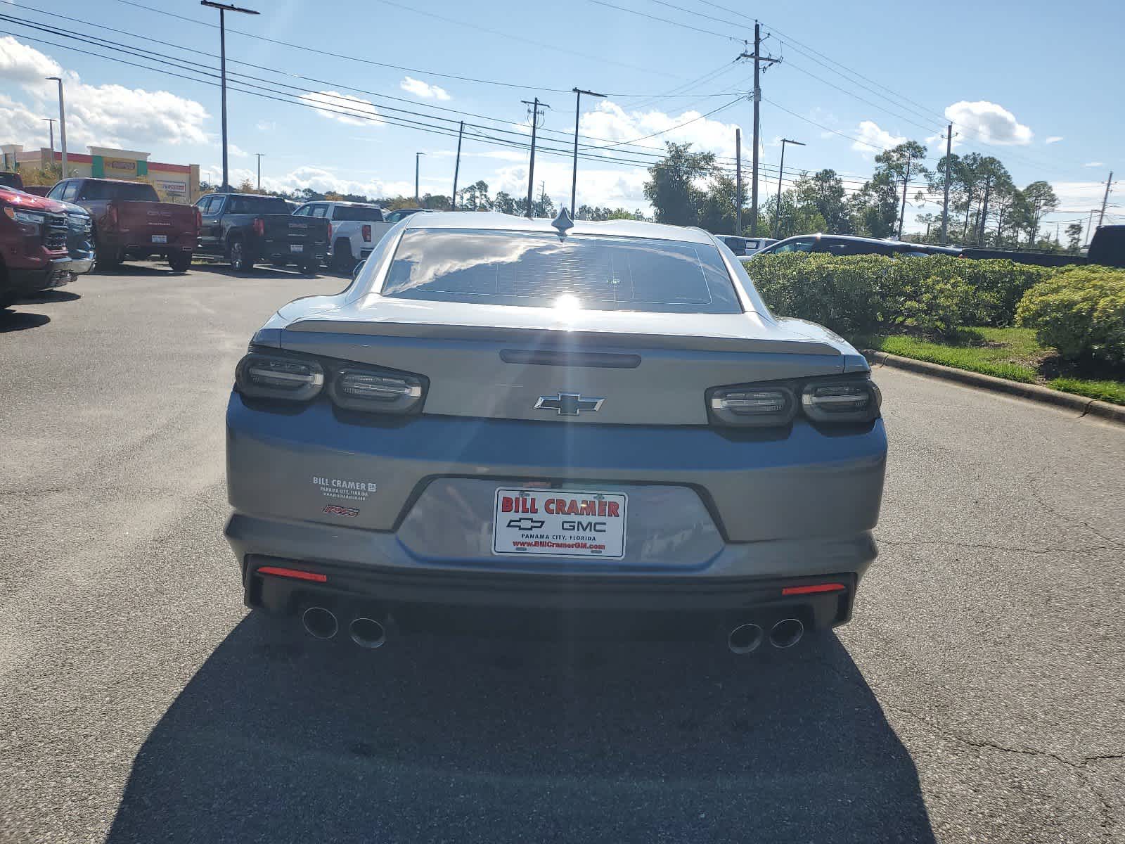 2022 Chevrolet Camaro LT1 4