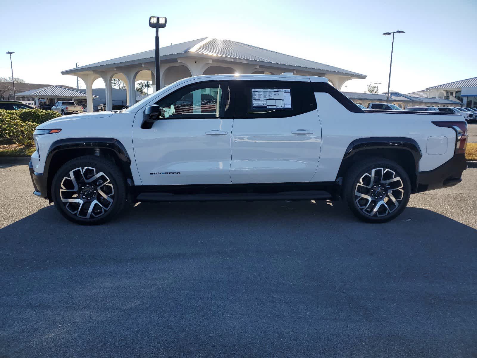 2024 Chevrolet Silverado EV RST 2