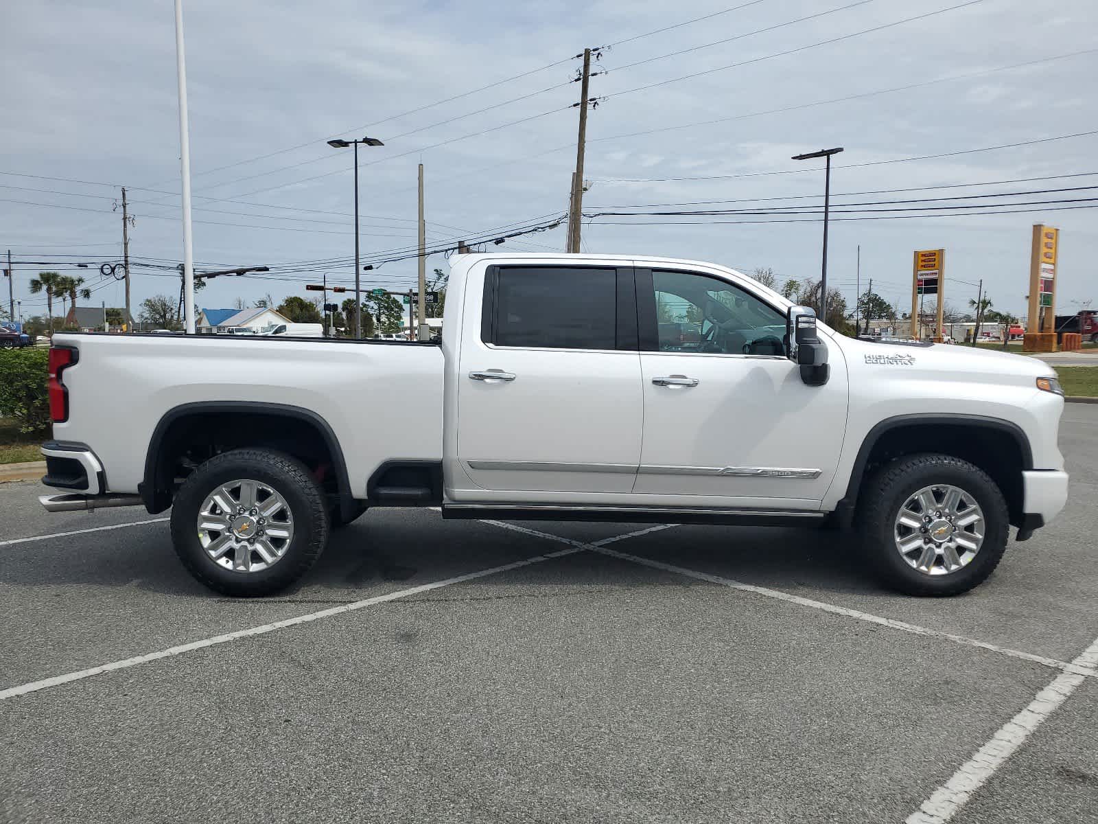 2024 Chevrolet Silverado 3500HD High Country 4WD Crew Cab 159 2