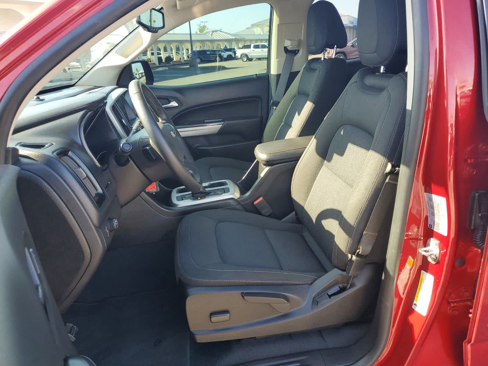 2022 Chevrolet Colorado 2WD LT 13