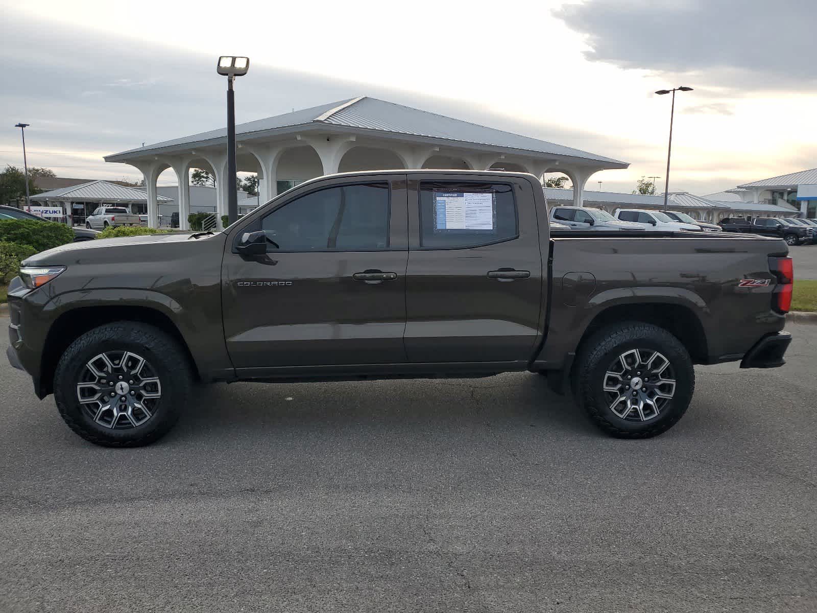 2023 Chevrolet Colorado 4WD Z71 Crew Cab 2