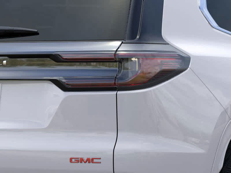 2024 GMC Acadia FWD Denali 12