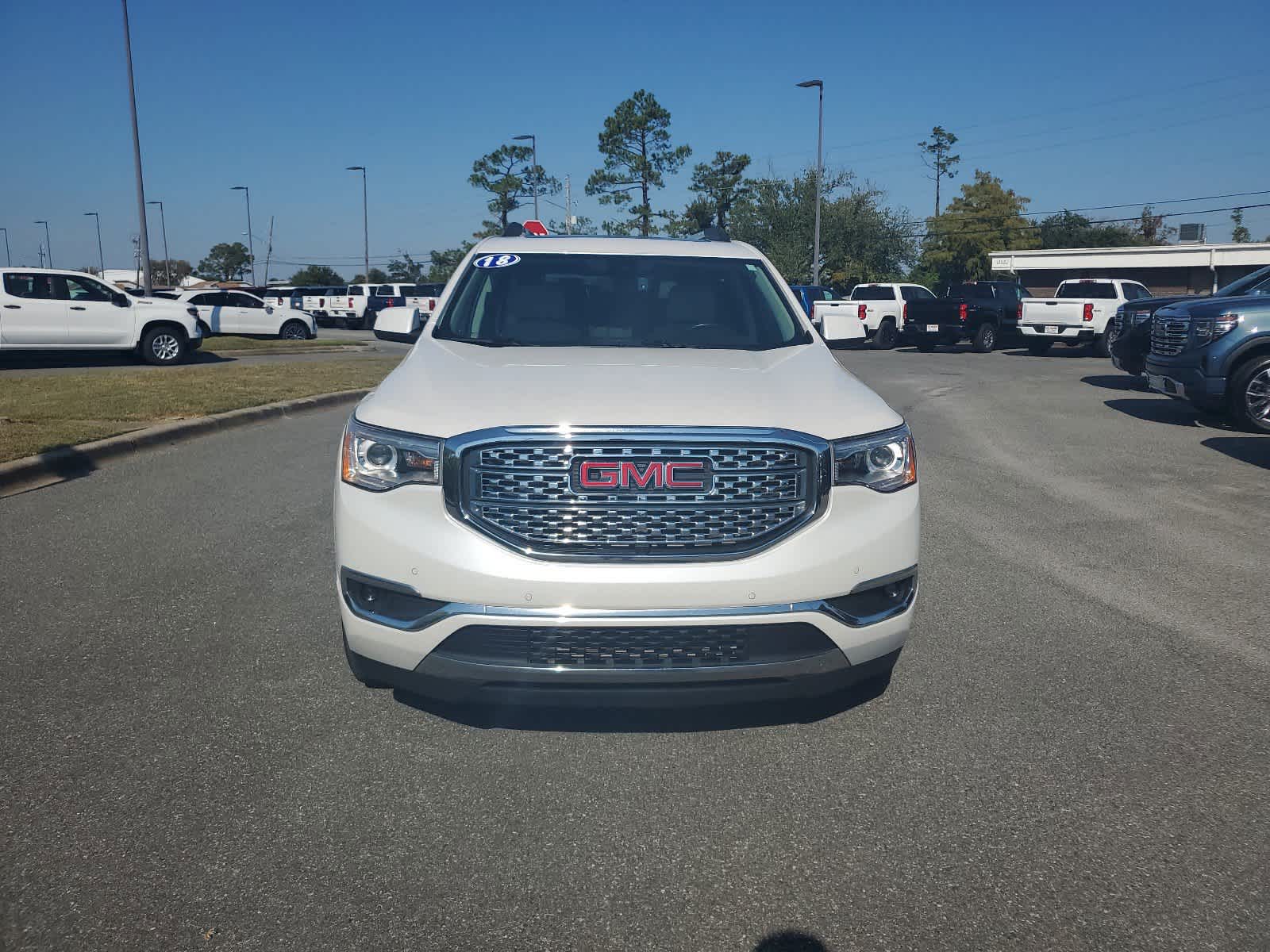 2018 GMC Acadia Denali 9