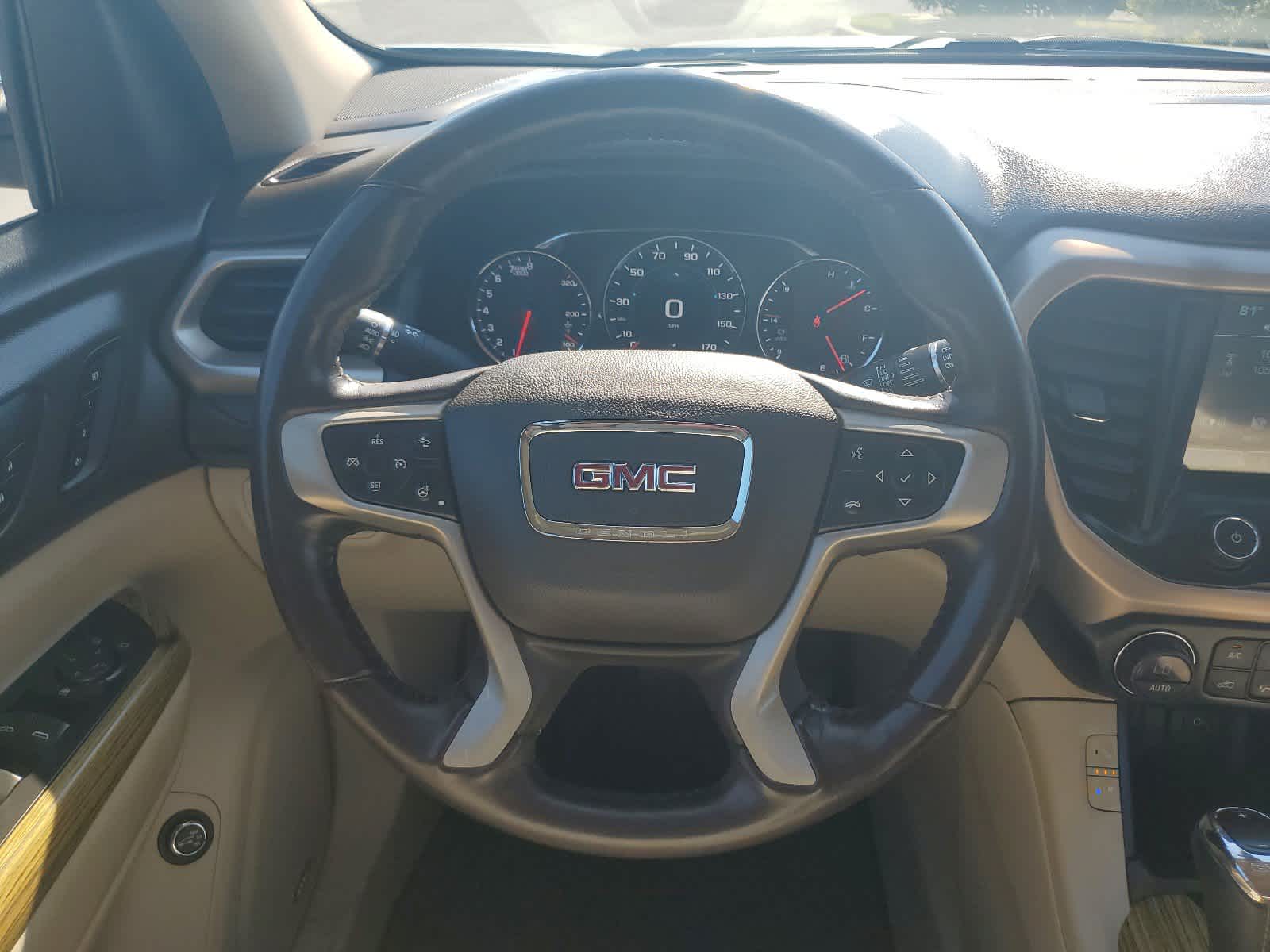 2018 GMC Acadia Denali 11