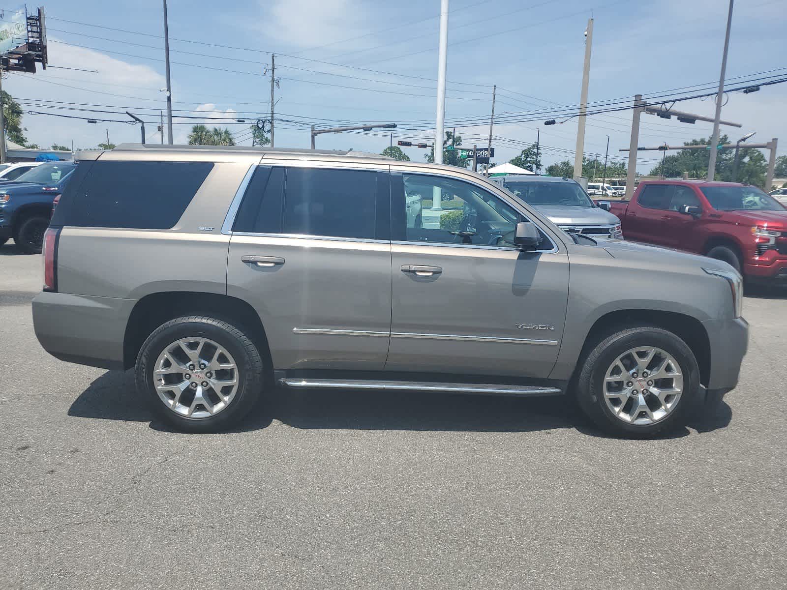 2019 GMC Yukon SLT 7