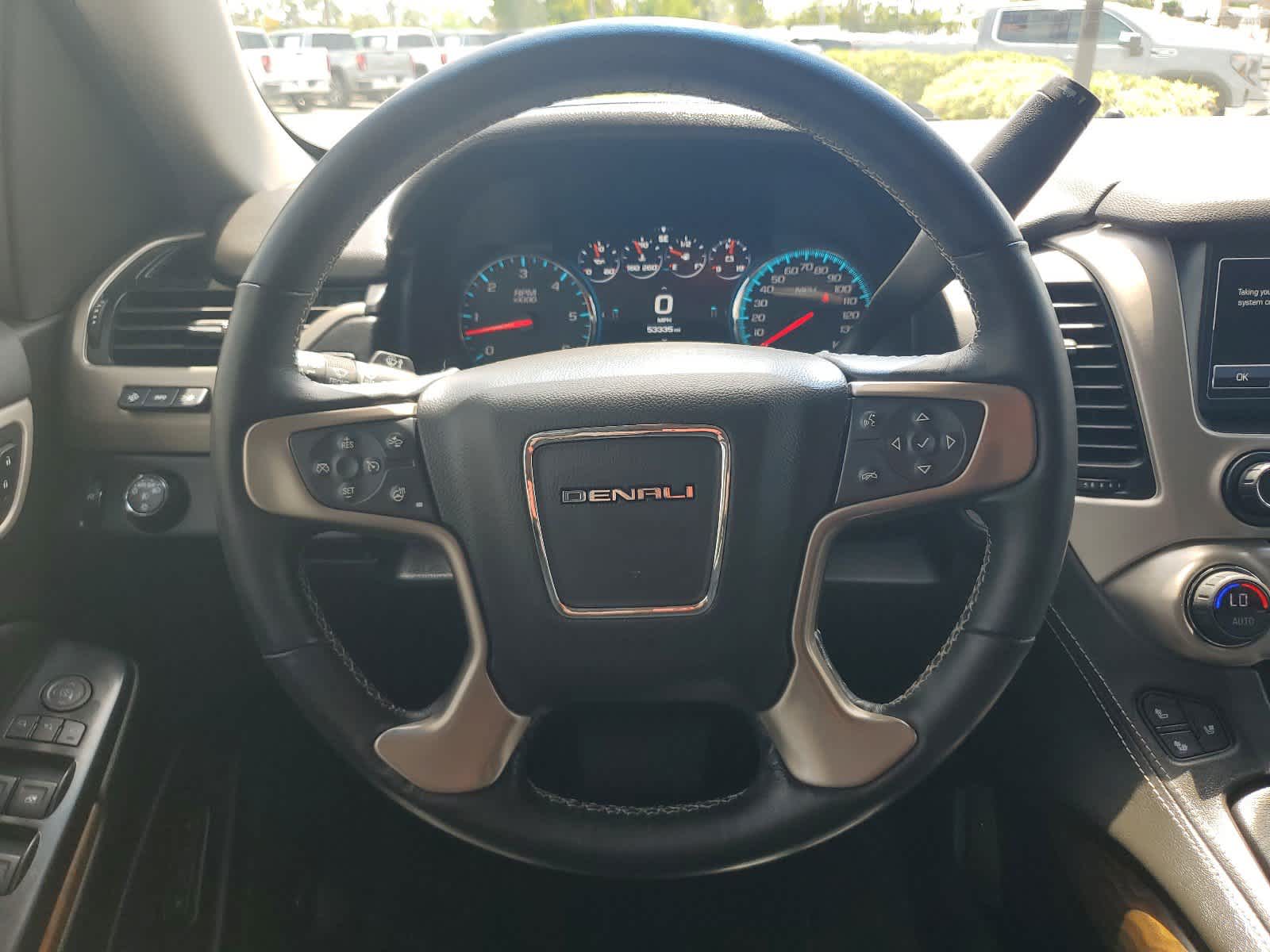 2019 GMC Yukon Denali 11