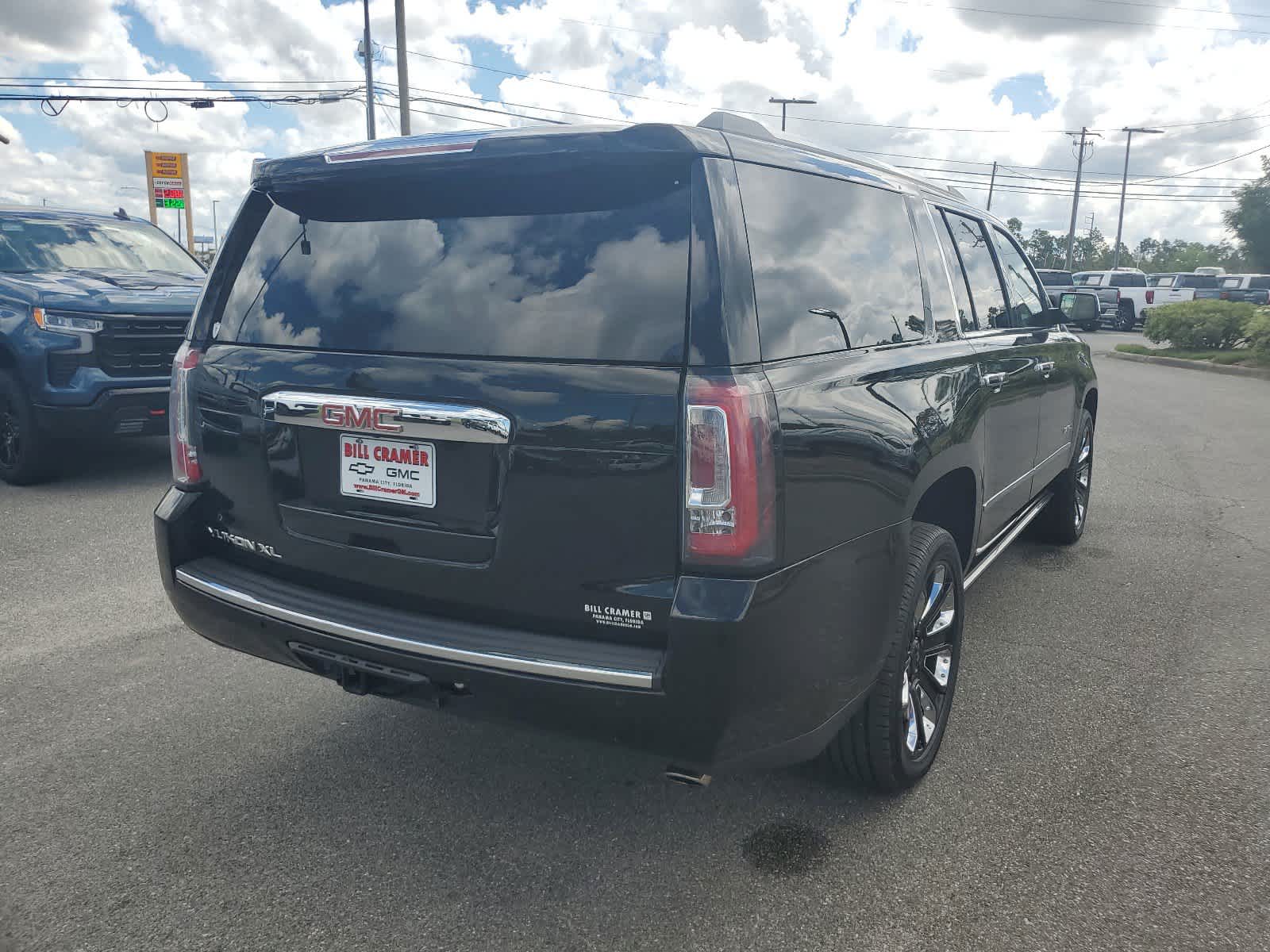 2020 GMC Yukon XL Denali 6