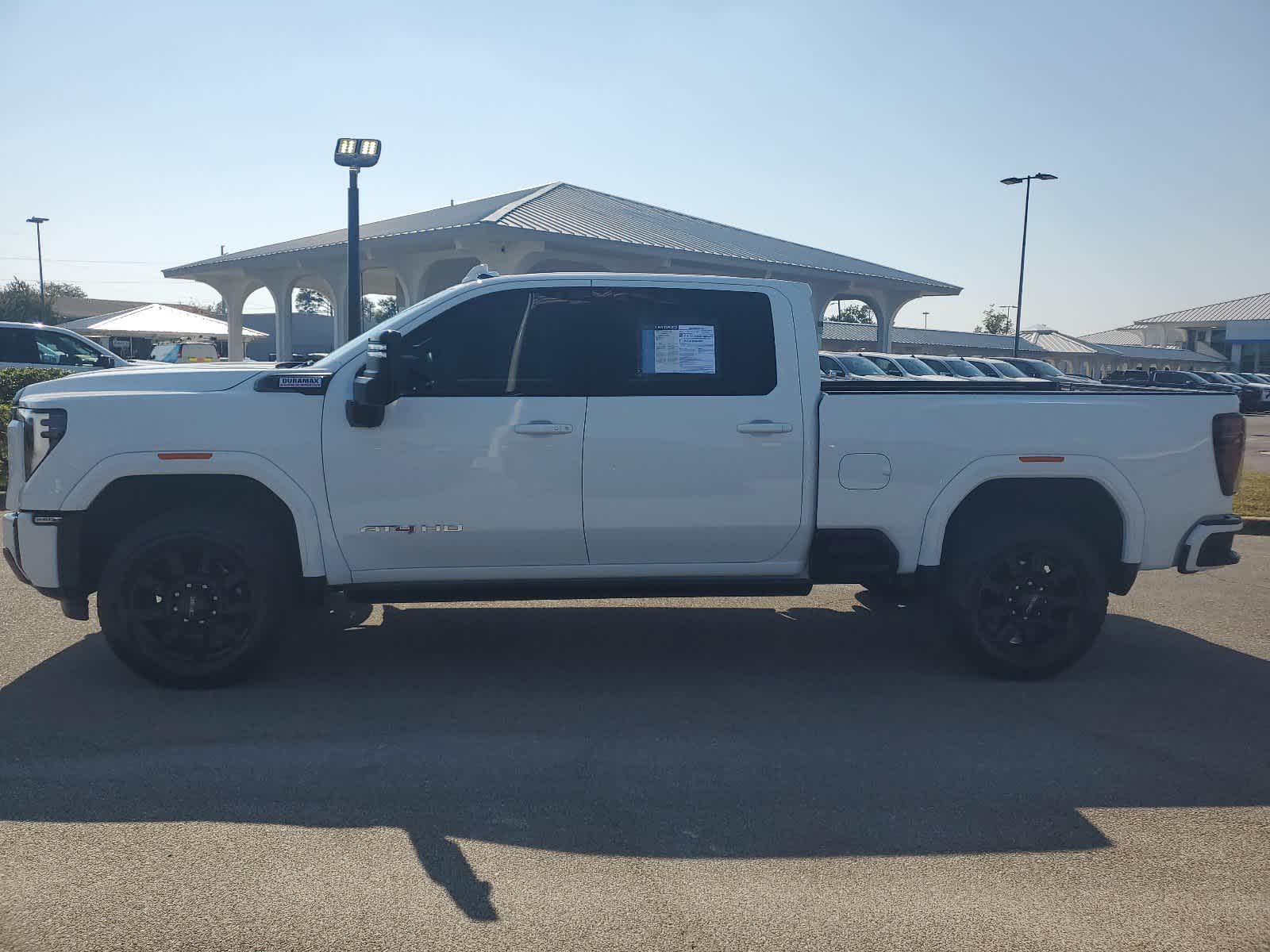 2024 GMC Sierra 2500HD AT4 4WD Crew Cab 159 2