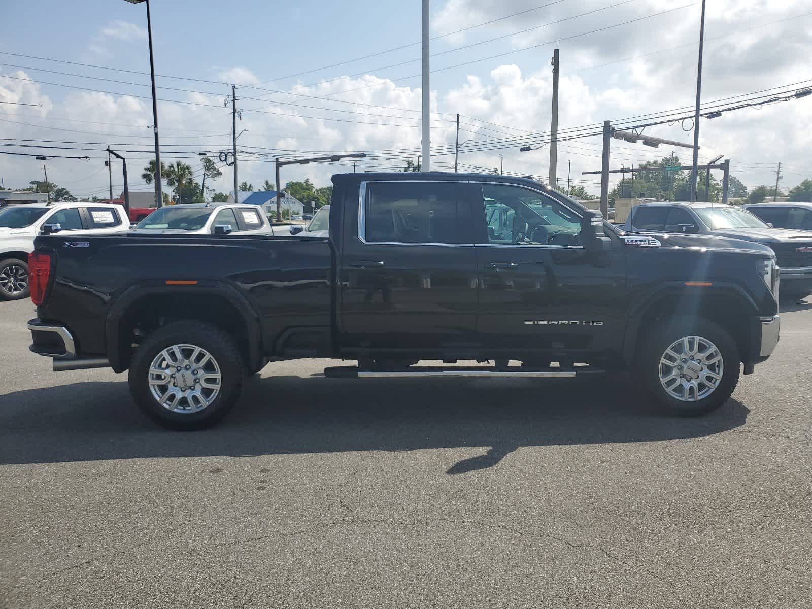 2024 GMC Sierra 3500HD SLE 4WD Crew Cab 159 2