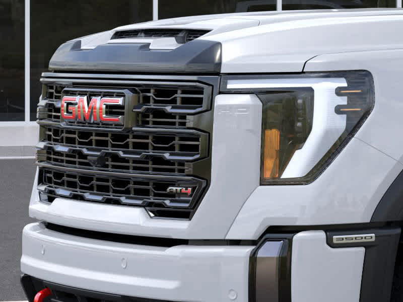 2025 GMC Sierra 3500HD AT4 4WD Crew Cab 159 13