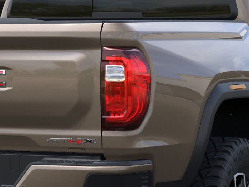 2024 GMC Canyon 4WD AT4X Crew Cab 12