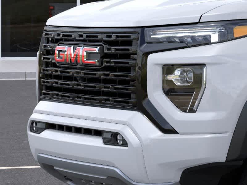 2024 GMC Canyon 4WD Denali Crew Cab 13