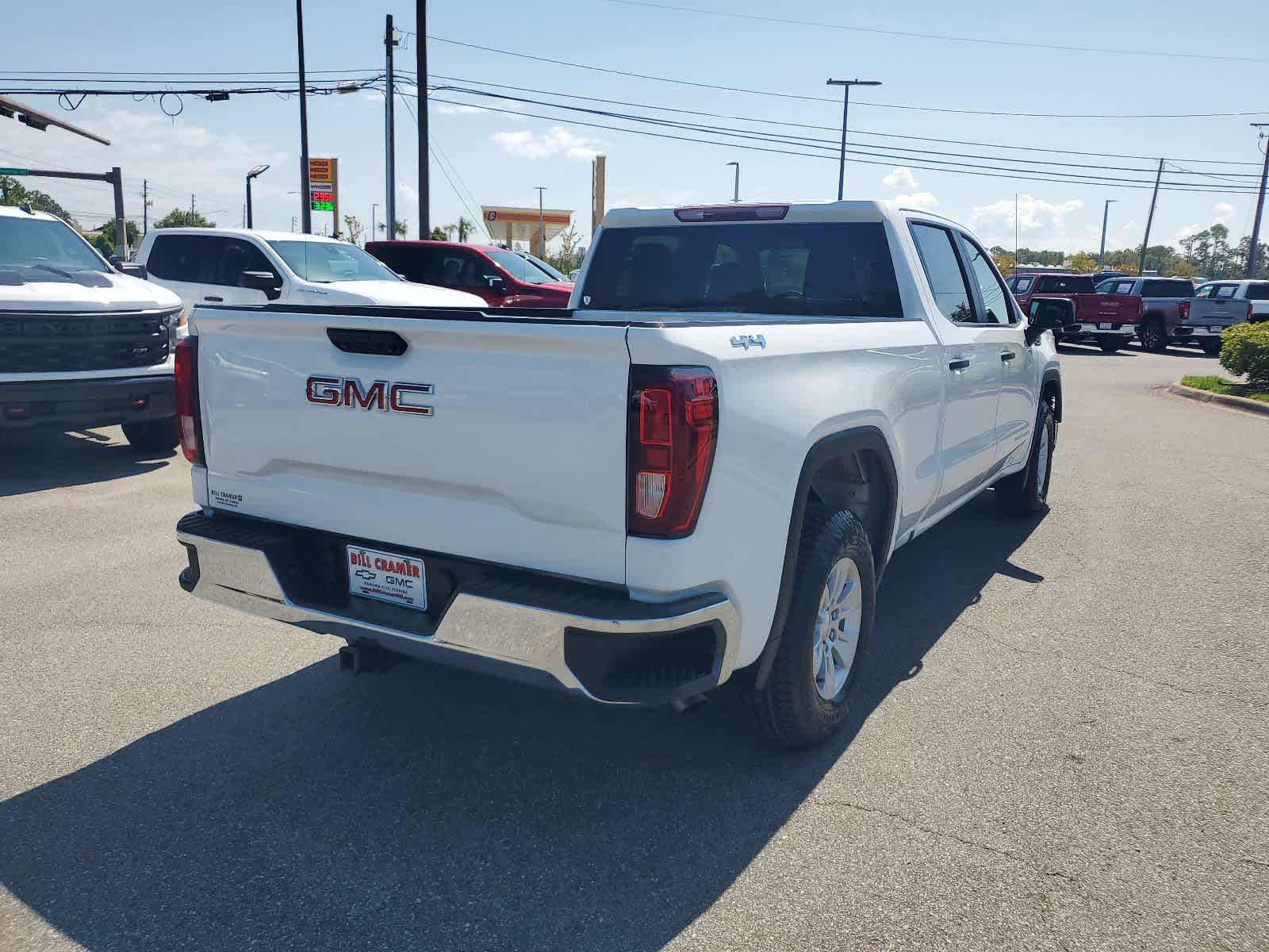 2022 GMC Sierra 1500 Pro 4WD Crew Cab 157 6