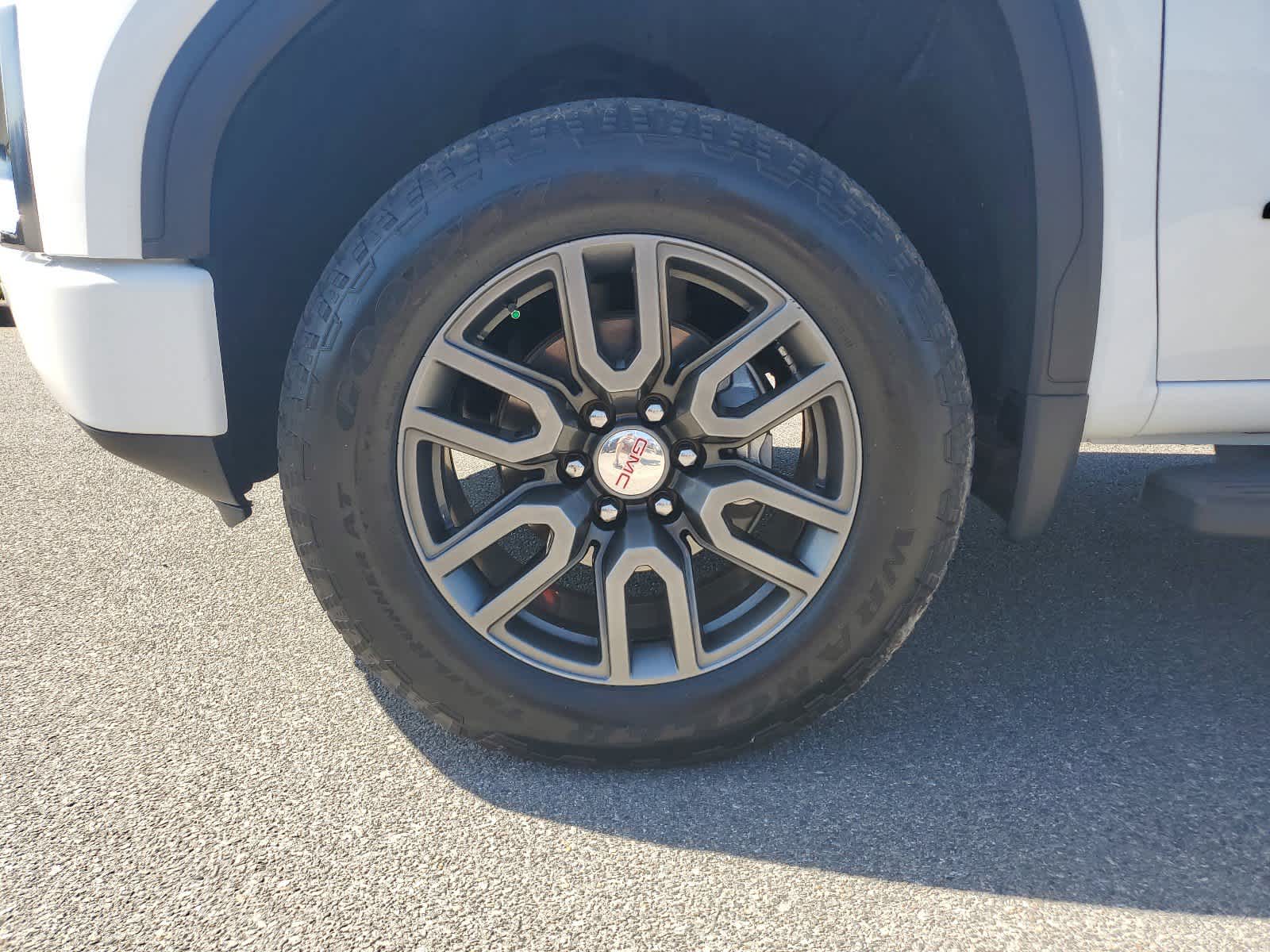 2020 GMC Sierra 1500 AT4 4WD Crew Cab 147 10